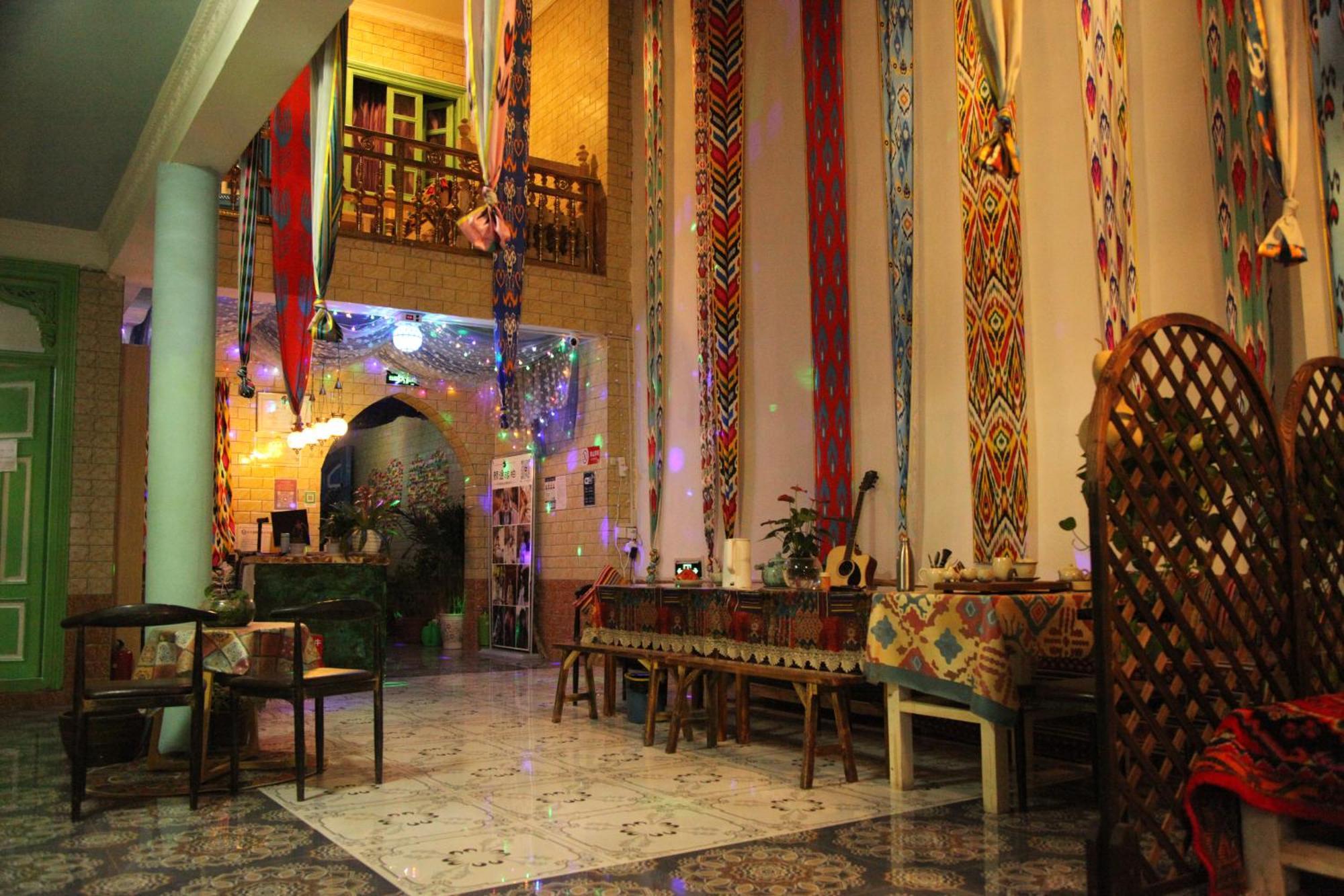 喀什市故人归青年旅店 Extérieur photo